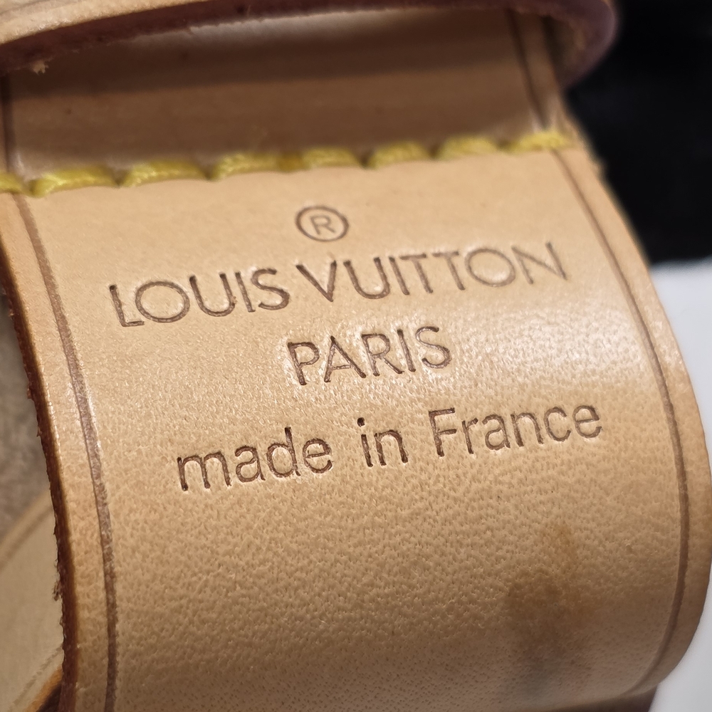 AUTHENTIC LV NAMETAG & POIGNET SET - Picture 4 of 15